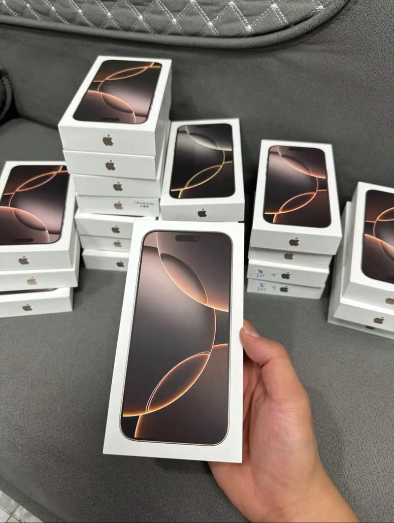 iPhone 16 Pro Max展示